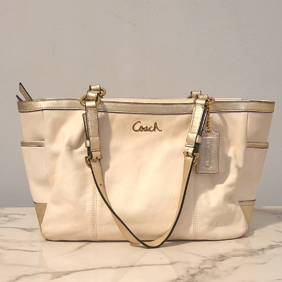 Coach Gallery Cream Metallic Soft Gold Leather Shoulder Bag Purse Tote Timeless - Picture 1 of 16